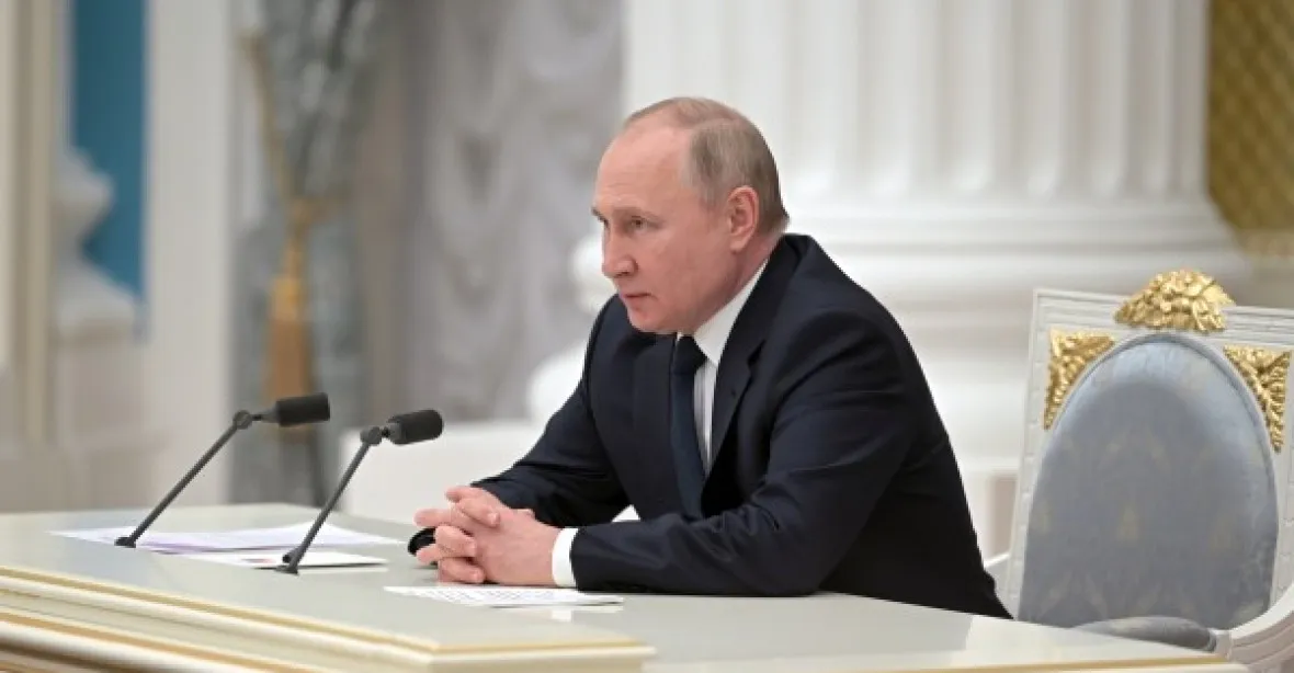 Putinovi se to drolí. „Válku rozpoutalo Rusko,“ píší ruští akademici a šíří petici proti válce
