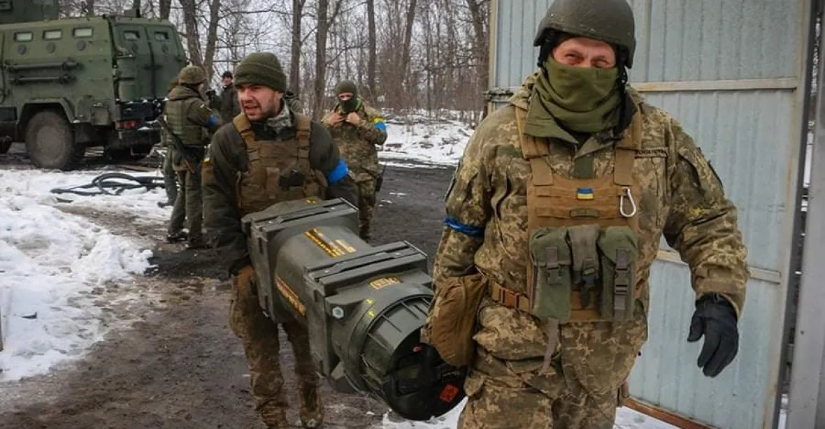 VIDEO: Ruské problémy na Ukrajině. Ztratili protiraketový systém i část konvoje
