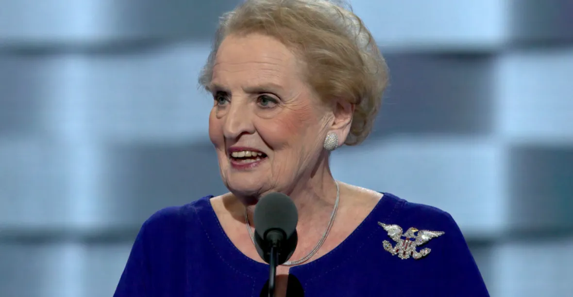 Madeleine Albrightová, exemplární Češka i Američanka