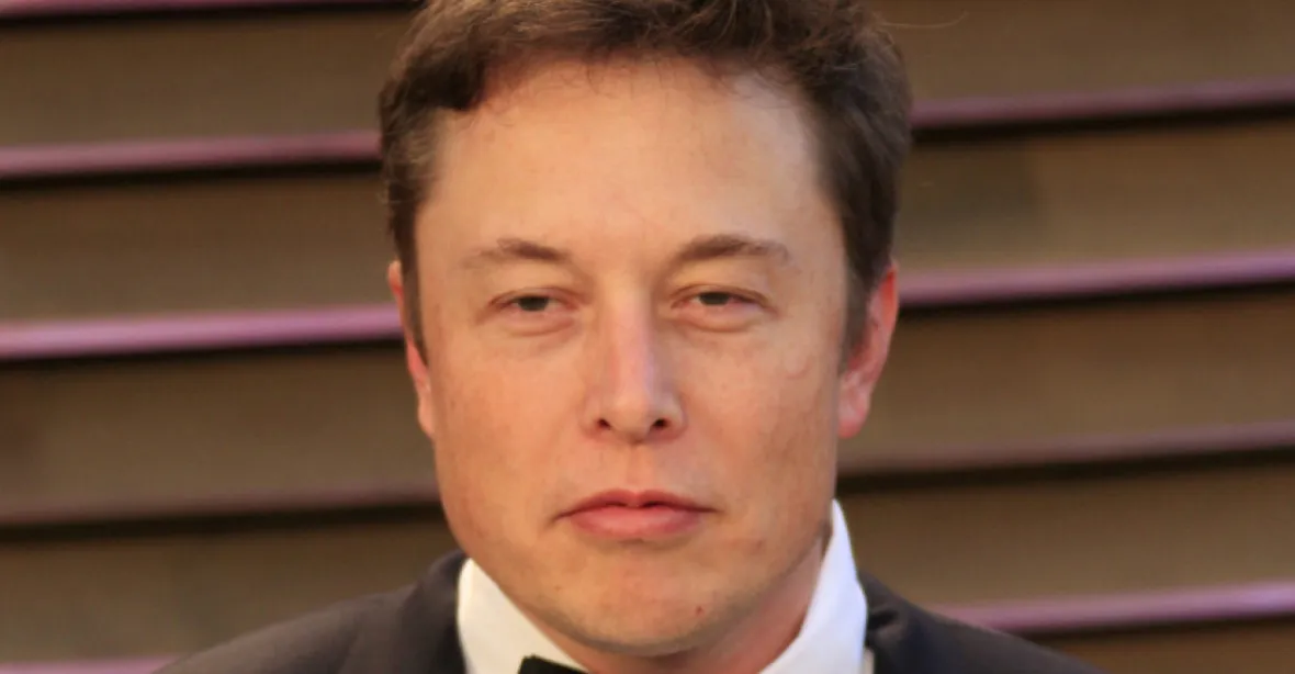 219 miliard dolarů. Elon Musk sesadil Jeffa Bezose, stal se nejbohatším člověkem světa