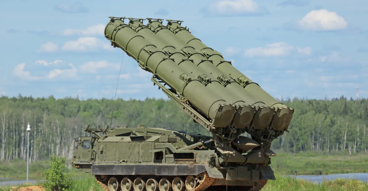 Ruský úspěch, nebo hoax? Moskva hlásí zničení systému S-300. Slovenský premiér to popírá