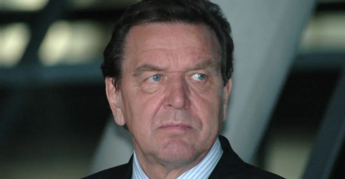 Exkancléř Schröder promluvil: Když Putin vypne plyn, rezignuji. Rusko nelze izolovat trvale