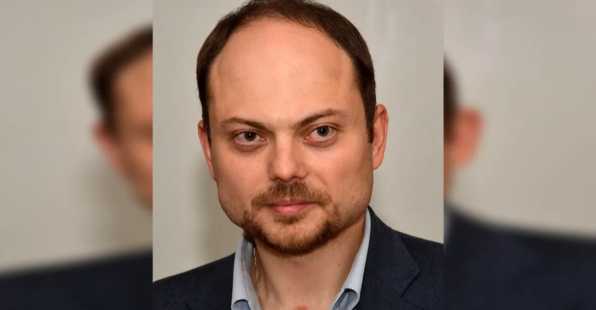 Ruský opoziční politik je ve vazbě. Hrozí mu 15 let vězení, mluvil o útocích na civilisty