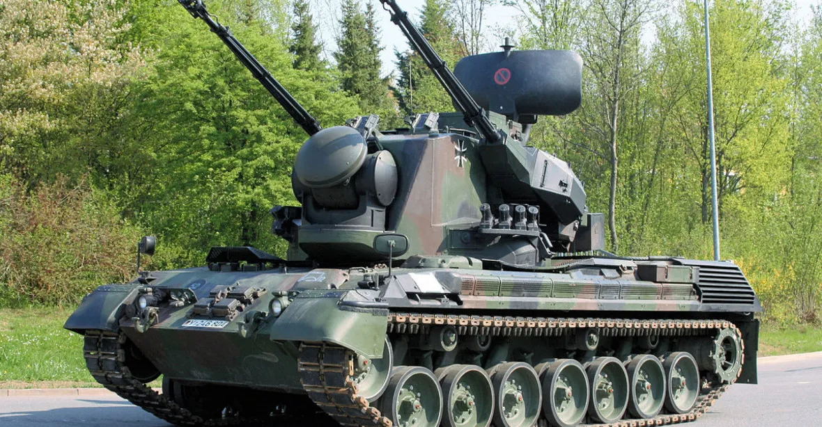 „Dejme Ukrajině těžké zbraně.“ Německý parlament odhlasoval urychlení dodávek
