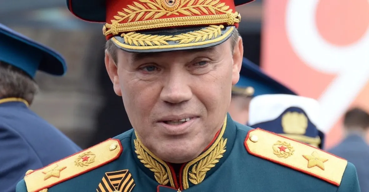 Ukrajinci údajně zranili šéfa ruské armády Gerasimova