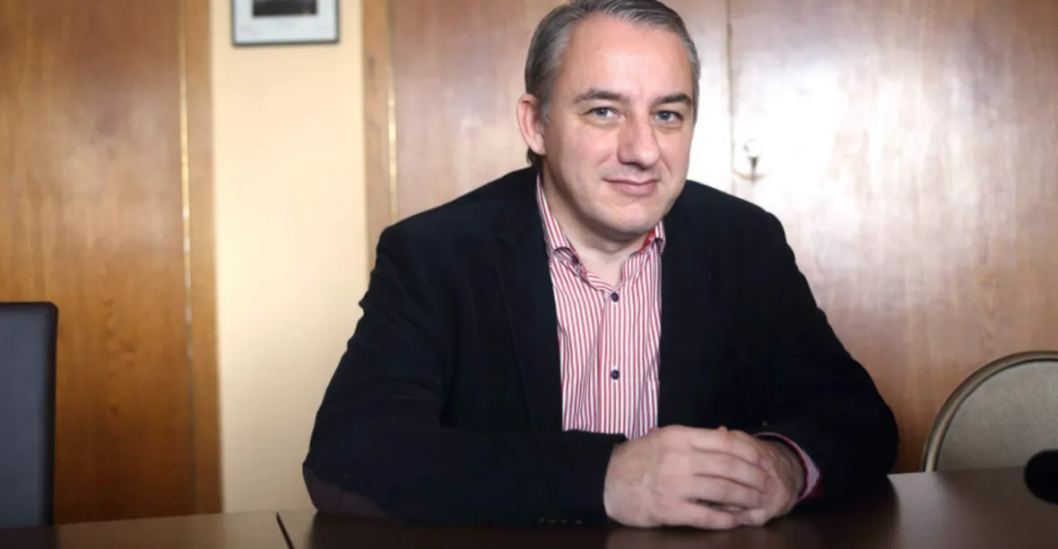 Předseda odborů Josef Středula oznámil kandidaturu na prezidenta