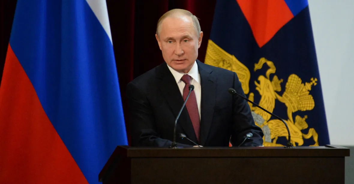 Vzpoura v redakci. Putin je diktátor, psalo se na prokremelském serveru