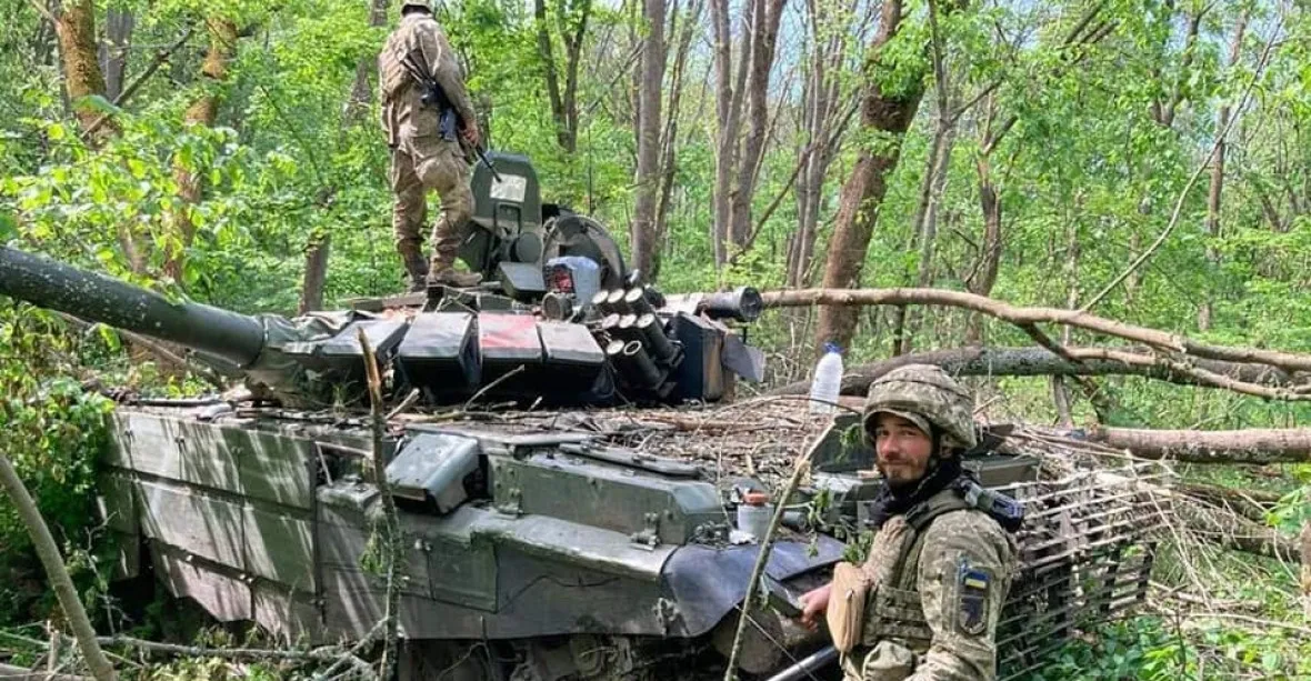 Zahnali jsme Rusy až k hranici, tvrdí ukrajinská jednotka od Charkova