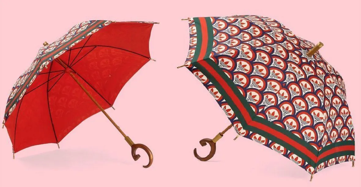 Luxusní paraple od Gucci s Adidasem pobouřilo Číňany, nelze ho použít jako deštník