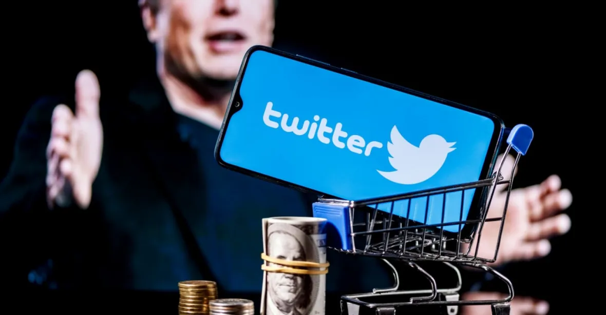 Musk hrozí, že zruší koupi Twitteru. Od firmy nedostal data o falešných účtech