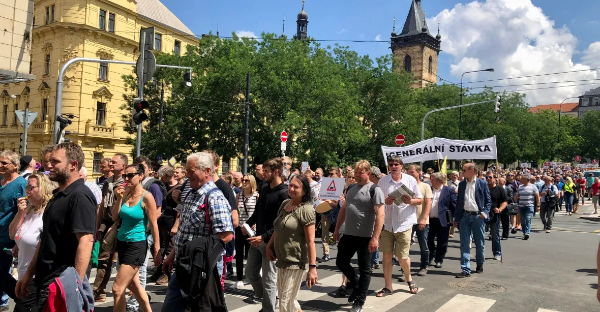 GALERIE: Zemědělci protestují v Praze kvůli dotacím