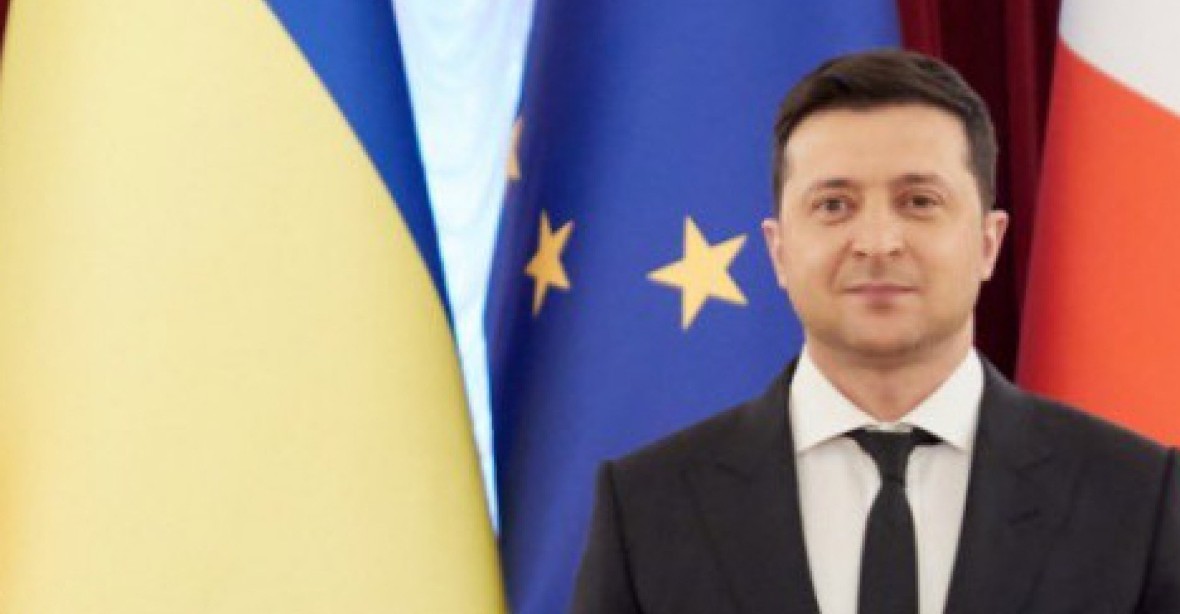 Evropská komise doporučí Ukrajinu do EU. „Střílelo se tam po lidech kvůli vlajkám EU“