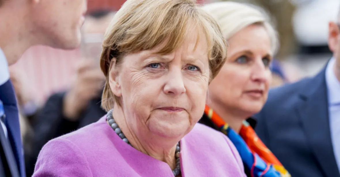 Merkelová zasáhla do práv AfD, rozhodl německý ústavní soud