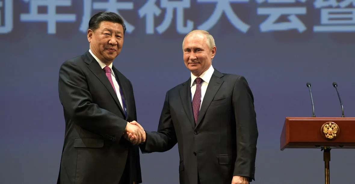 Čína chce pomoct Rusku s vyřešením situace na Ukrajině