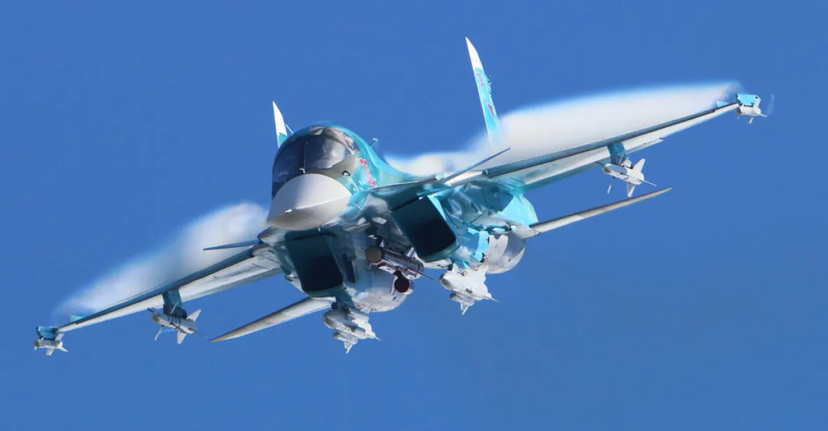 Rusové ztratili stíhací letoun Su-34. Možná si ho sestřelili sami
