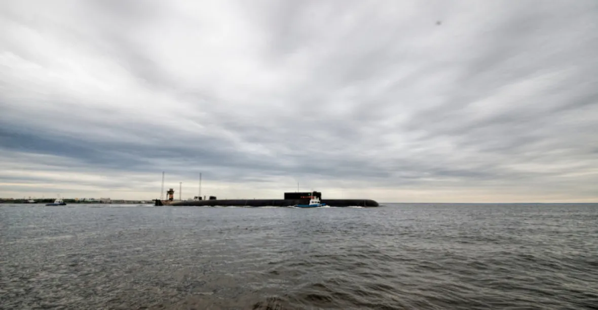 V Severním moři se vynořily dvě ruské ponorky, oznámili Britové