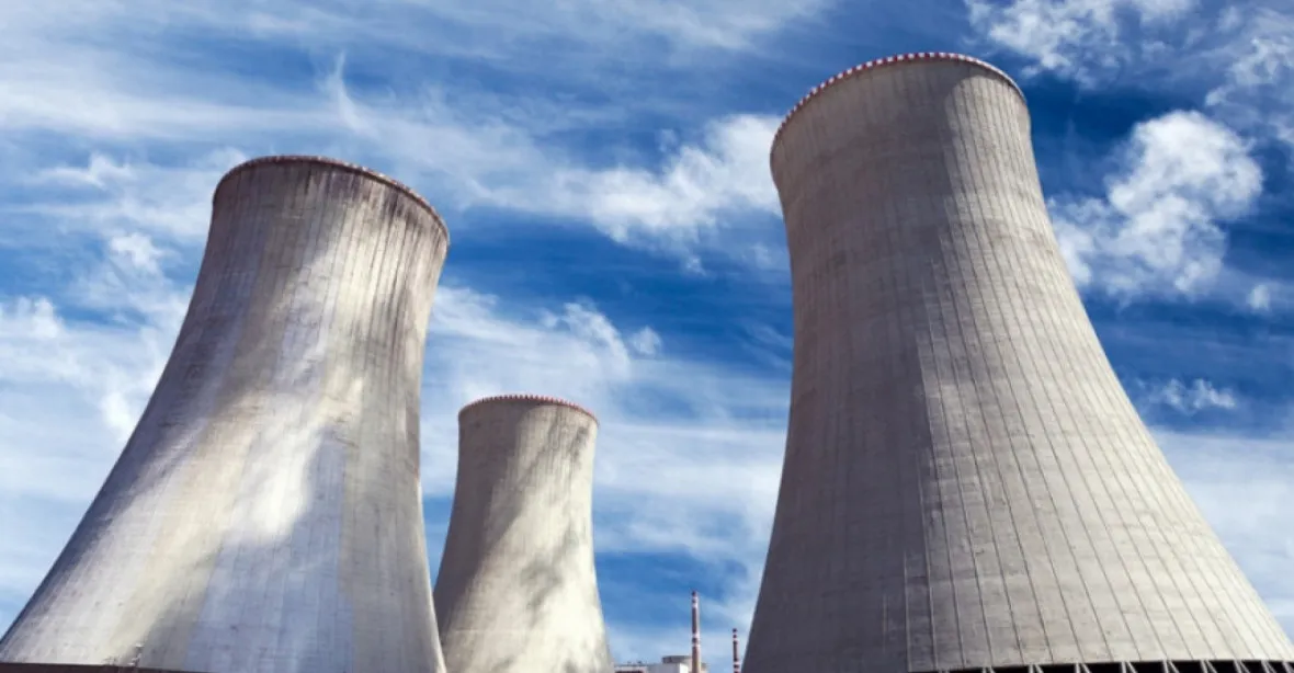 Pravé řešení klimatické krize? Stavět jaderné elektrárny a bombardovat Čínu