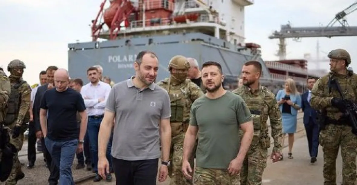 První loď, která vyveze ukrajinské obilí, bude z Turecka. Kyjev čeká na signál
