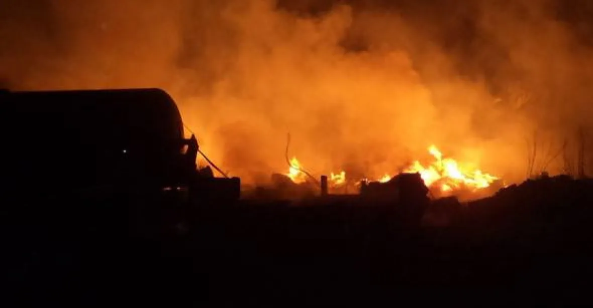 Rusové si vyhodili do vzduchu vlastní muniční vlak, říká ukrajinská rozvědka