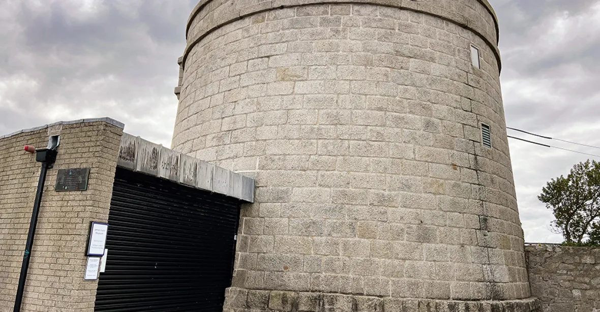 Černý panter ve věži Martello
