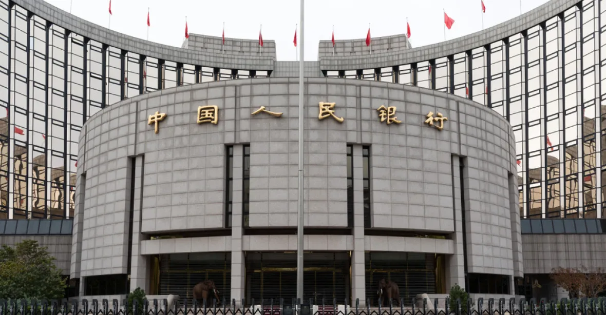 Čína jde proti ekonomickému trendu. Snižuje úrokové sazby