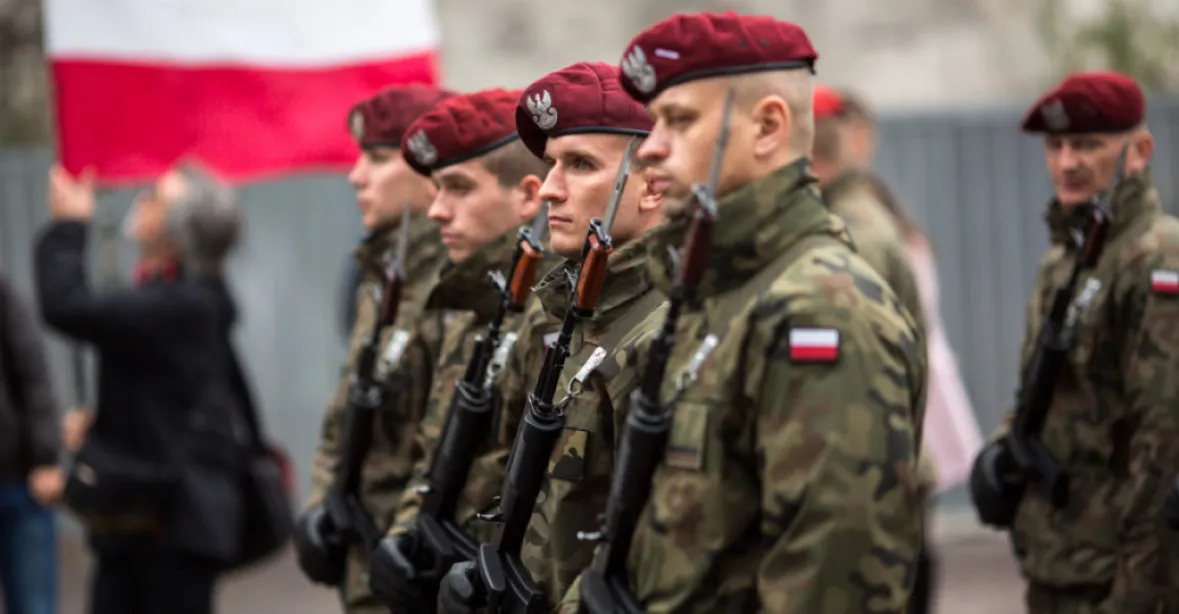 Polsko se vyzbrojuje na válku s Ruskem. „Může přijít do tří až deseti let“