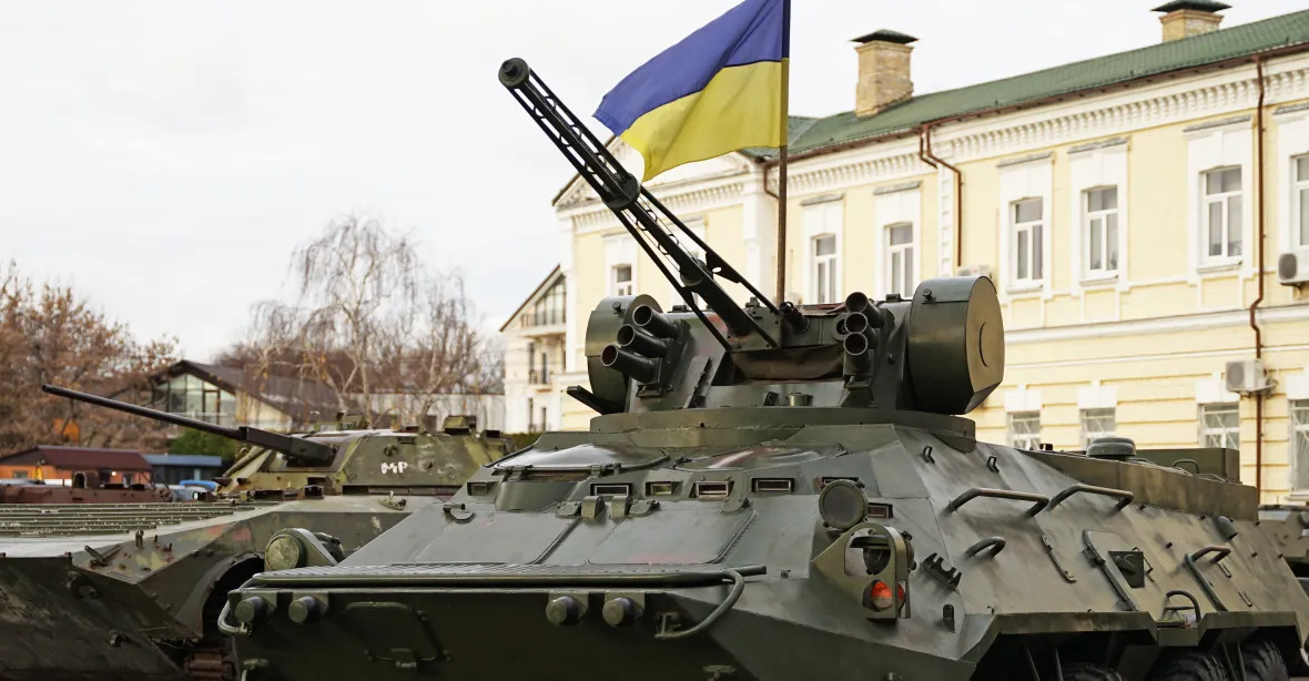 Ukrajinci si dobírají prchající ruskou armádu citátem ze Švejka