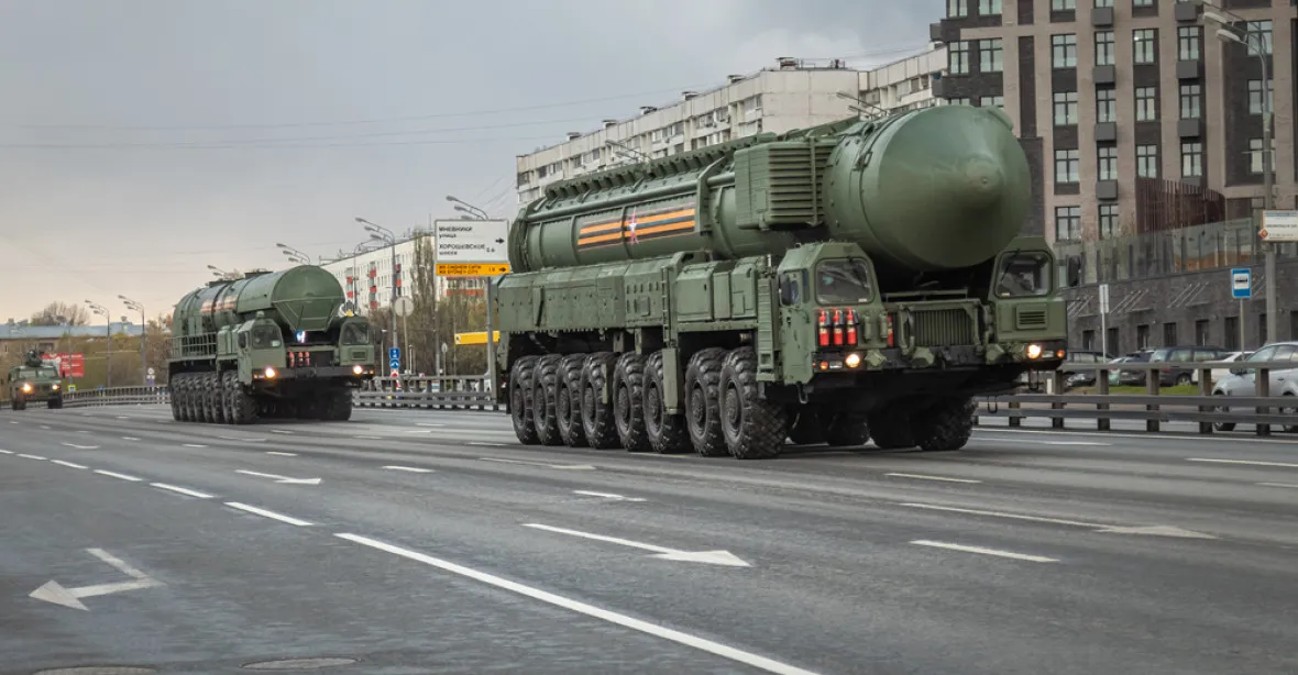 „Menší zbraně nejspíš neodhalíme.“ USA monitoruje nasazení ruských jaderných zbraní na Ukrajině