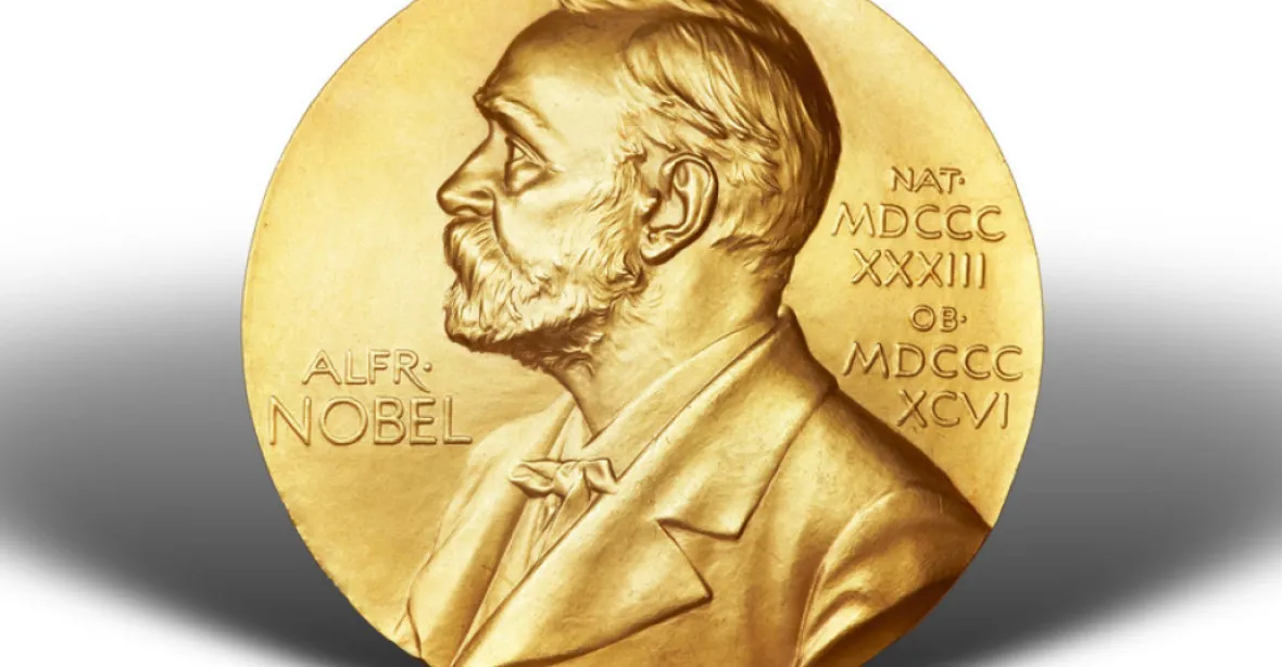 Nobelovu cenu za lékařství získal genetik Svante Pääbo. Zkoumal rozdíly mezi lidmi a neandrtálci