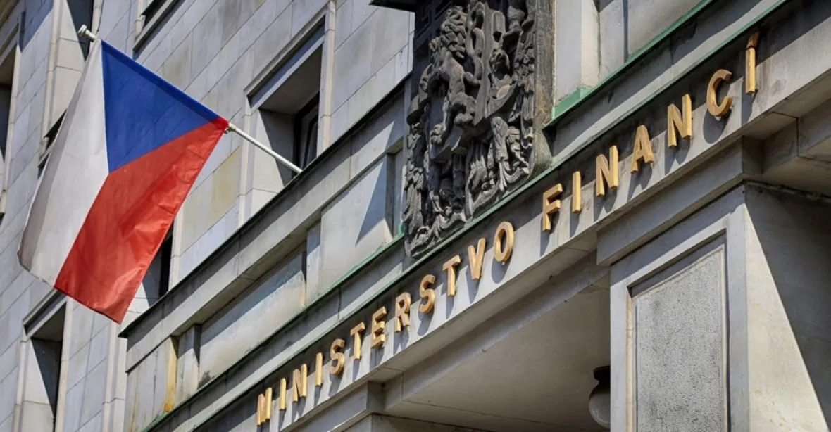 Dobrá zpráva pro Fialovu vládu: agentura S&P Česku potvrdila rating