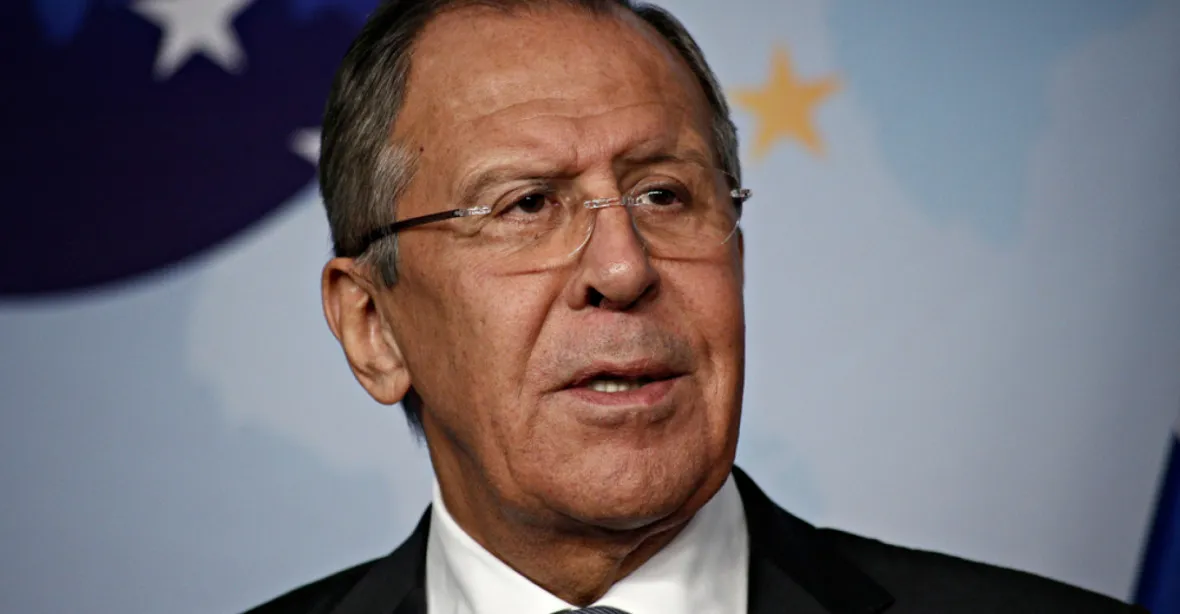 Lavrov: Rusko už nepotřebuje tolik diplomatů na Západě