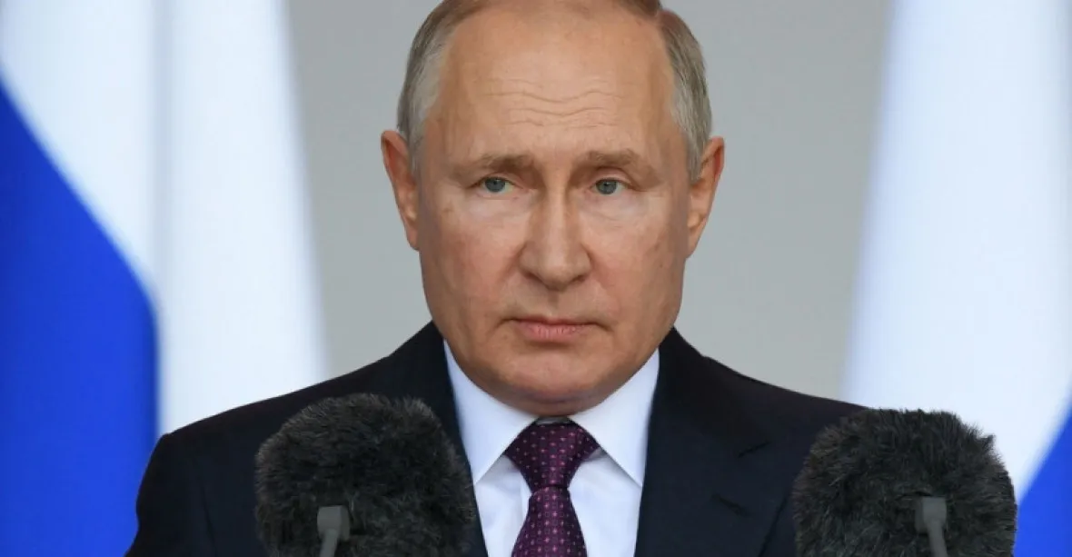 „Ukrajinci mají sedmkrát, osmkrát, nebo desetkrát vyšší ztráty než my,“ tvrdil Putin