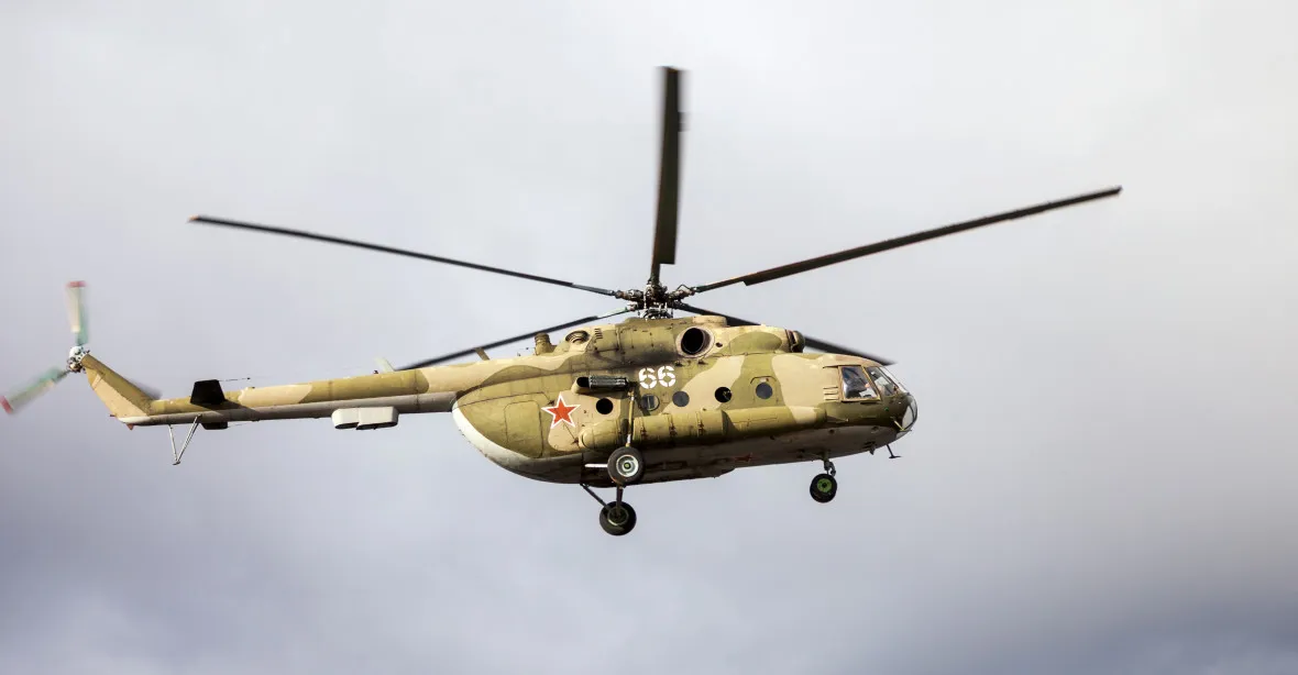 Minutová agonie vrtulníku Mi-8. Nad frontou teď létá víc ruských strojů