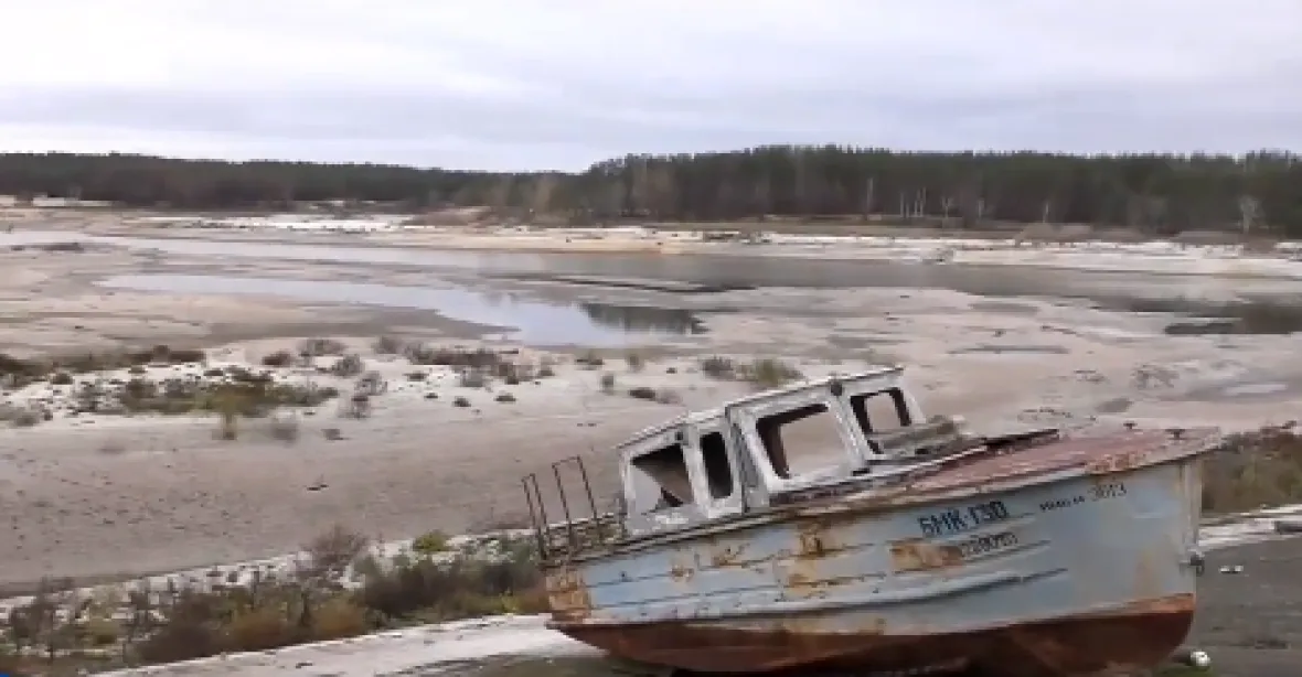 Rusové rozstříleli Oskilskou přehradu a způsobili přírodní katastrofu