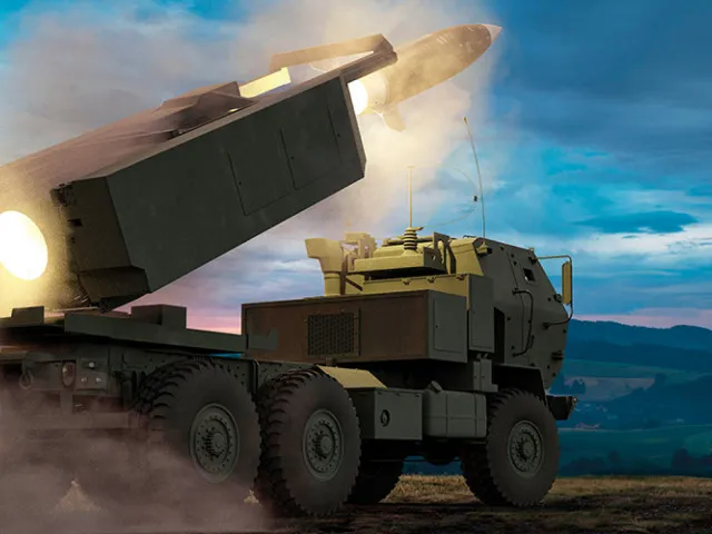 Ukrajinské rakety pronásledují Rusy na ústupu. Evakuace bude trvat týden
