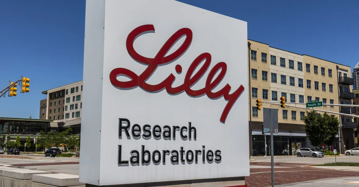 Falešný „ověřený“ účet na Twitteru způsobil pád akcií farmaceutické společnosti Eli Lilly