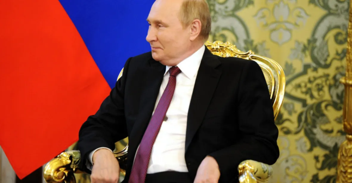 Kde je Putin? Špatné zprávy z Ukrajiny nechává na jiných