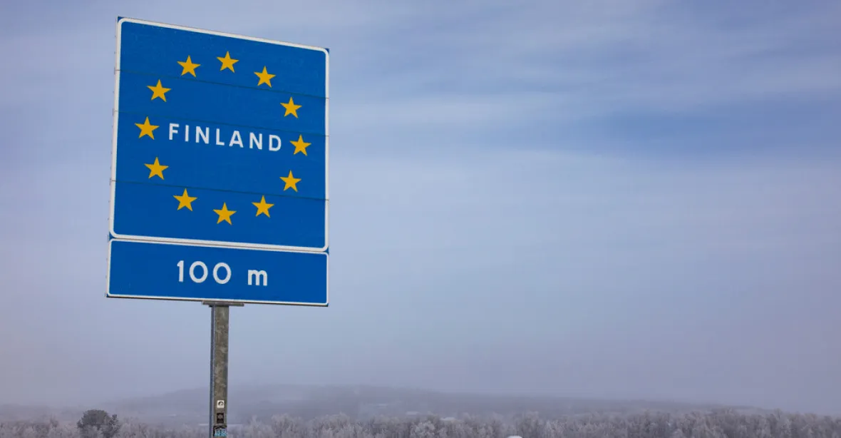 Finsko staví plot na hranicích s Ruskem. Tři metry vysoký a 200 kilometrů dlouhý