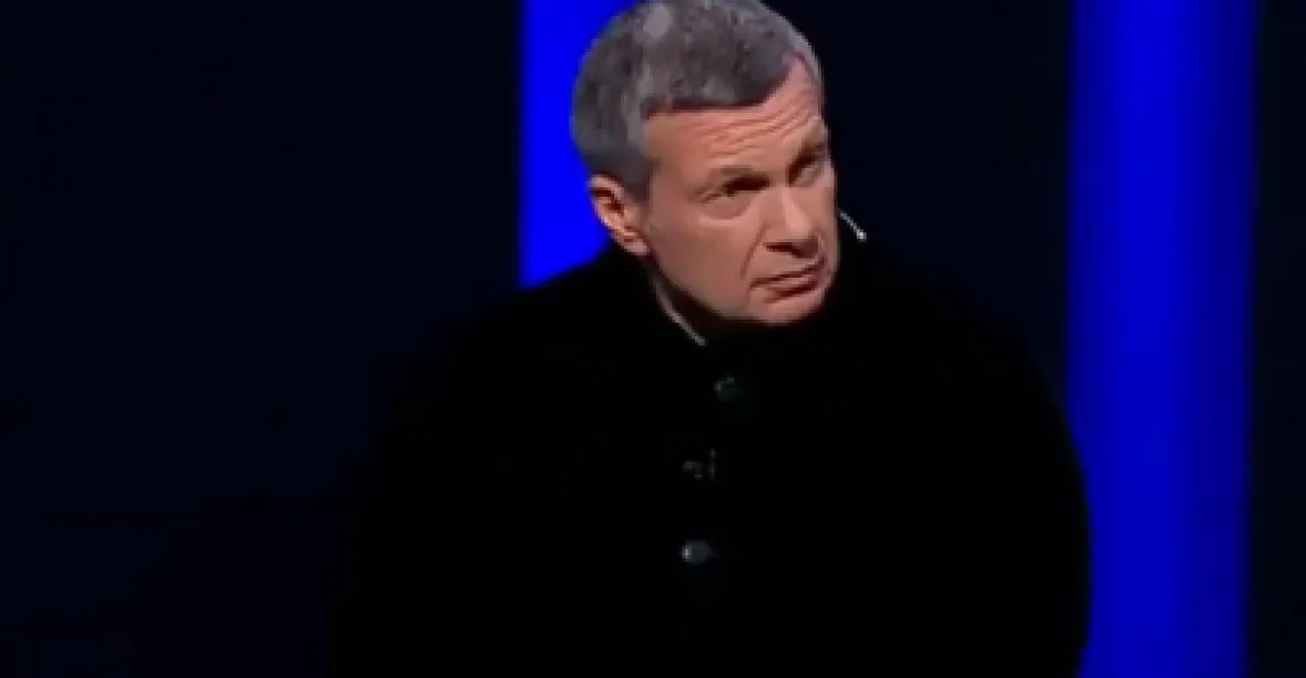 Solovjov v televizi slovně vyhlazoval Ukrajinu. „Je to zločinné,“ odmlouval mu host