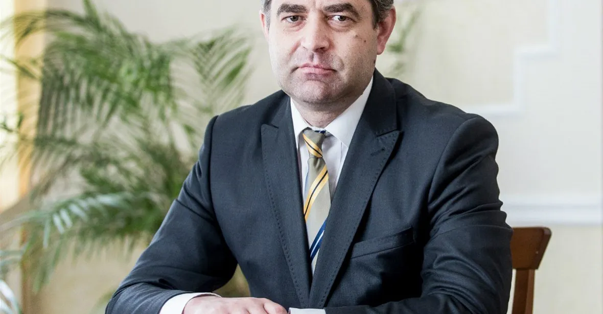 Ukrajinský účet za udržení ekonomiky: Pět miliard dolarů měsíčně, uvedl Perebyjnis