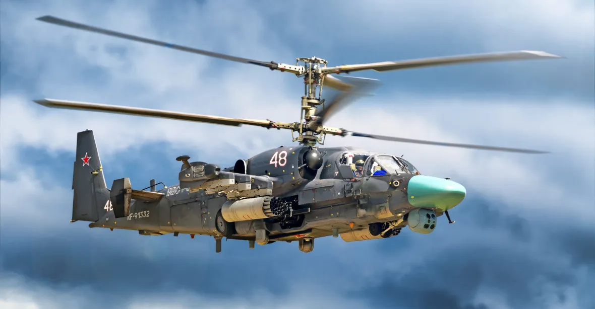 Rusové si sestřelili vlastní vrtulník, Ukrajina je zve na galavečeři