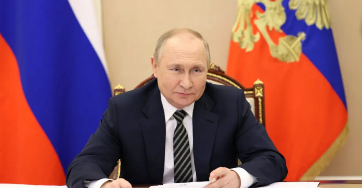 „Lidé kolem Putina chrání sami sebe.“ Prezident se o prohrách Ruska na bojišti nedozvídá