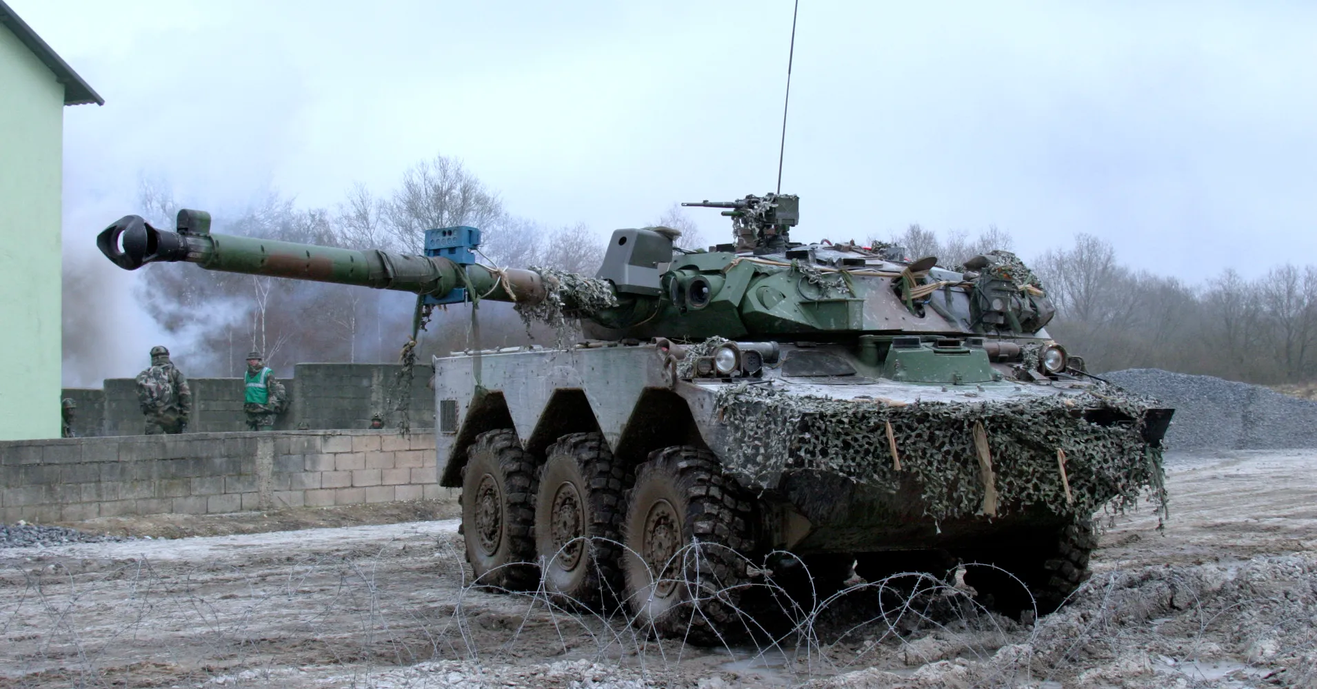 Chasseurs de chars de la France pour l’Ukraine.  Macron a promis à Zelensky un AMX-10 RC