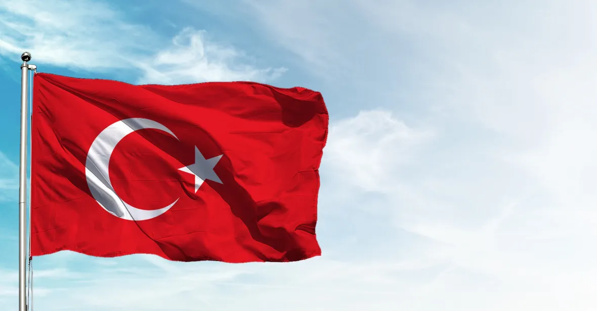 Turecko varuje své občany před cestami do EU: Rostou nálady proti islámu a cizincům