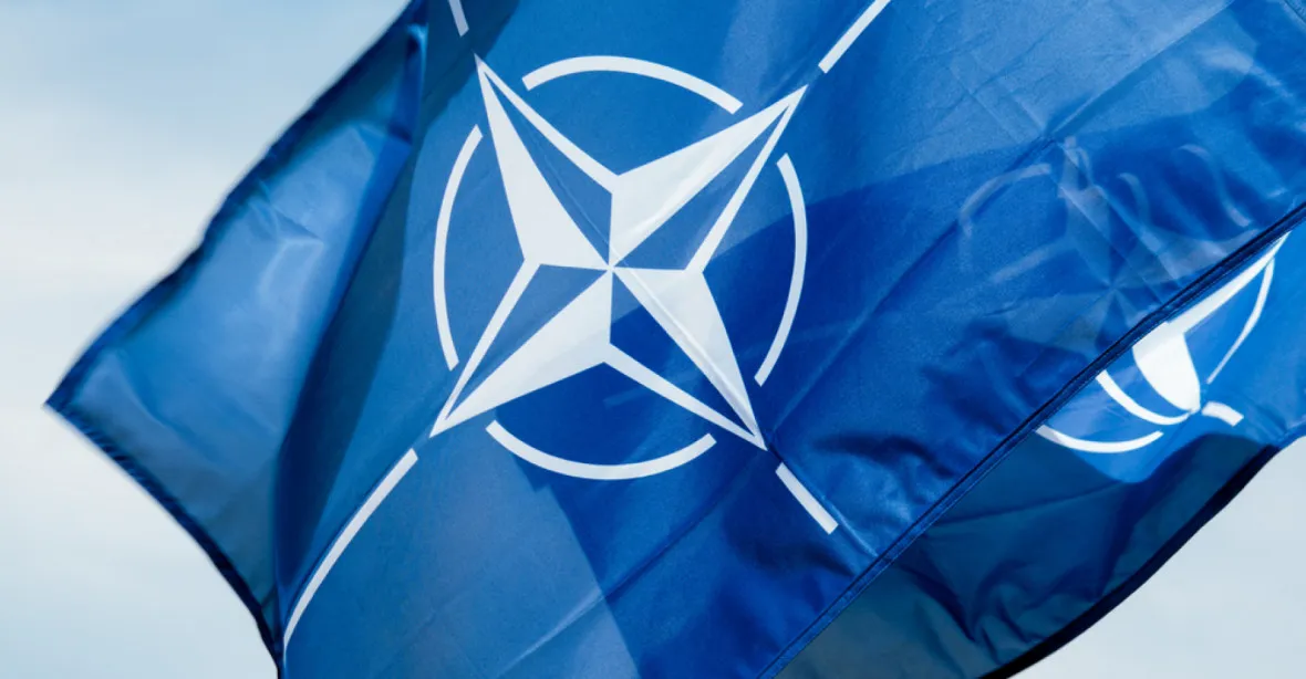 Ukrajina si zaslouží po válce vstoupit do NATO, řekl Pavel BBC
