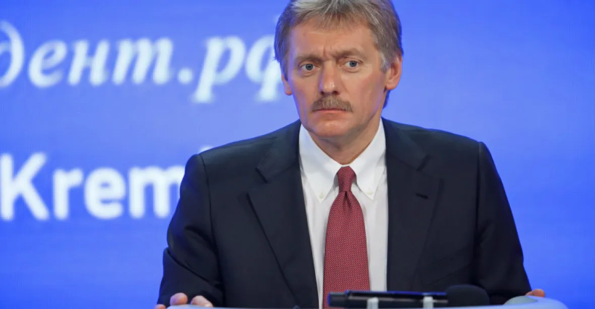 Kreml odmítá, že by Ukrajině nabízel mír za území. „Je to novinářská kachna,“ říká Peskov