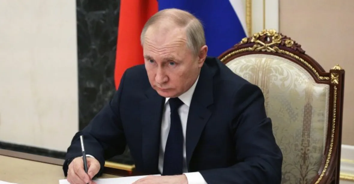 Putin přikázal vypracovat plán na dobytí Kyjeva. Generálové jsou prý ve „fázi paniky“