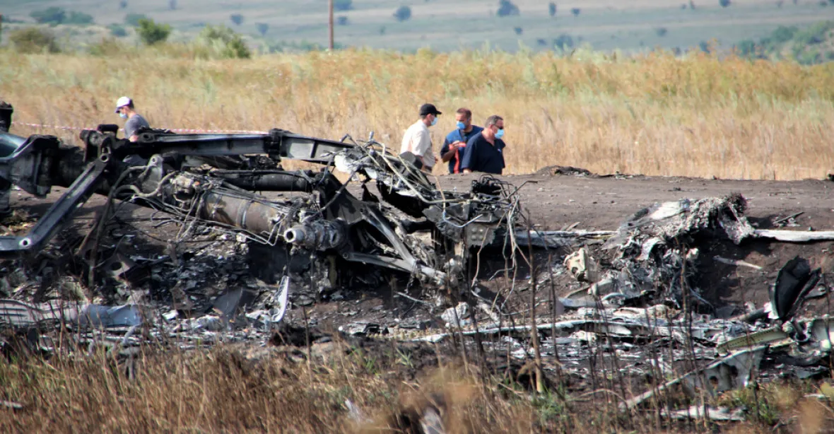 Putina nemůžeme stíhat, tvrdí vyšetřovatelé. Pozastavili případ sestřelu letadla MH17