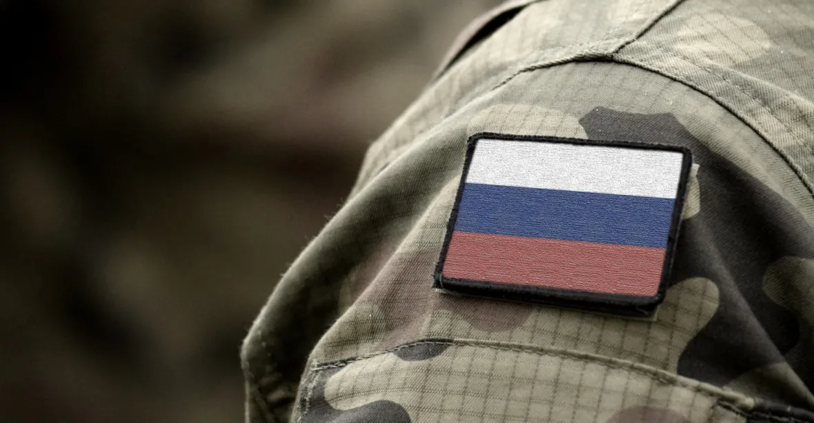 Rusko má u fronty 350 tisíc vojáků. „EU musí urychlit podporu,“ řekl Borrell