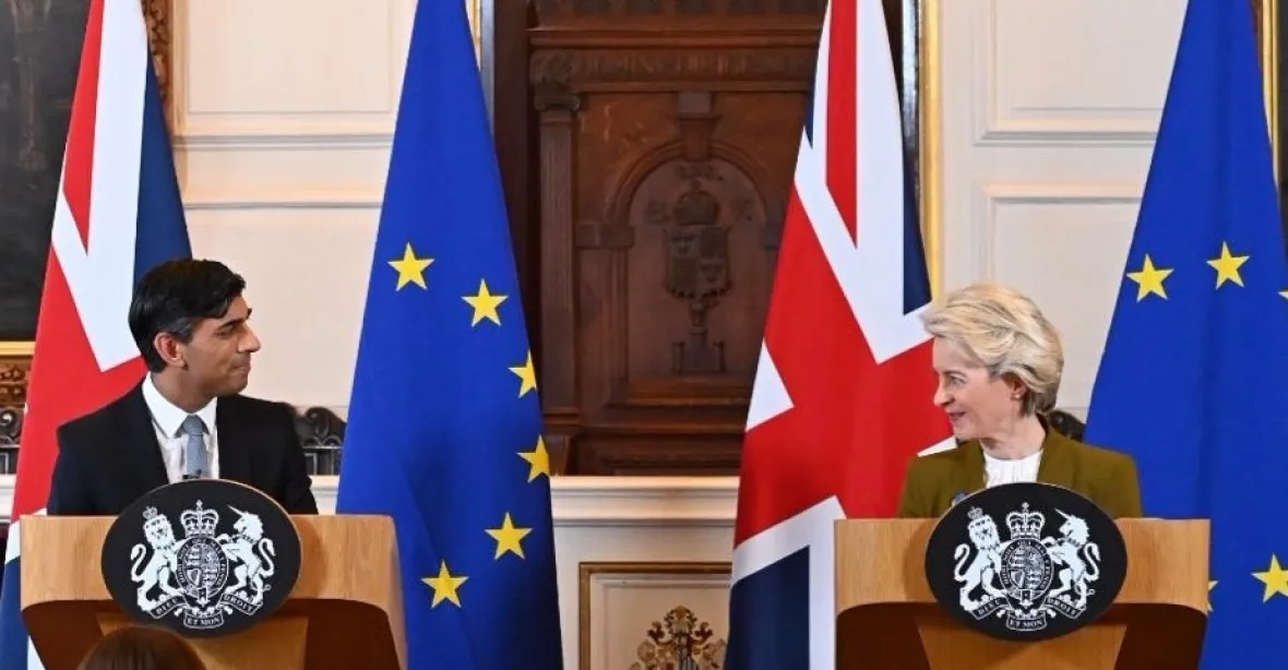 Británie se udobřila s EU. Sunak oznámil dohodu ohledně severoirského protokolu